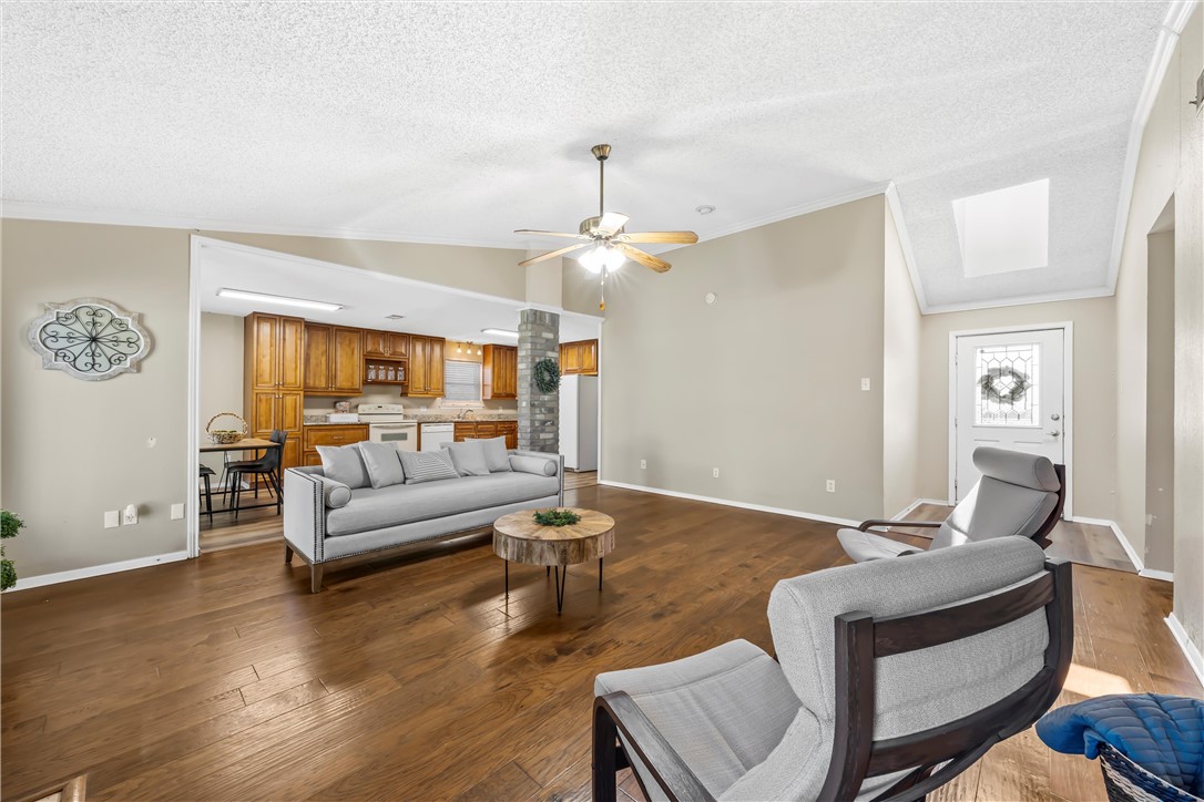 83 Delmore Drive, Hillsboro, Texas image 15