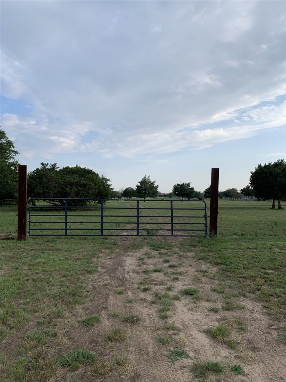 10708 China Spring Hwy Road, Waco, Texas image 3
