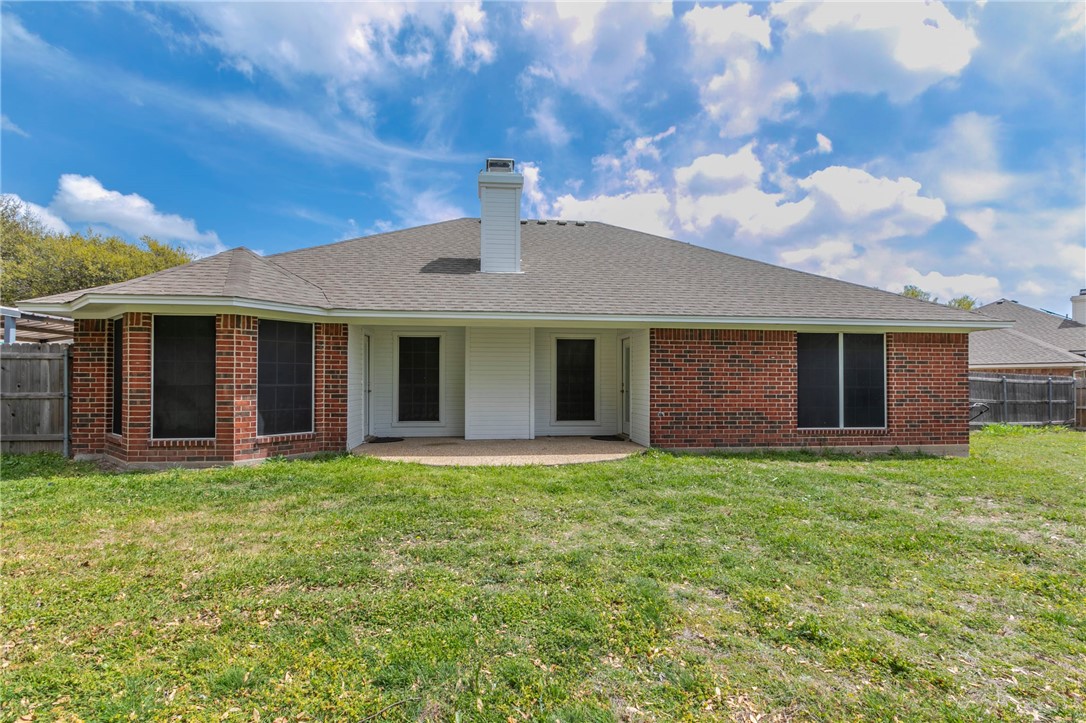 917 Crested Butte Drive, Hewitt, Texas image 27