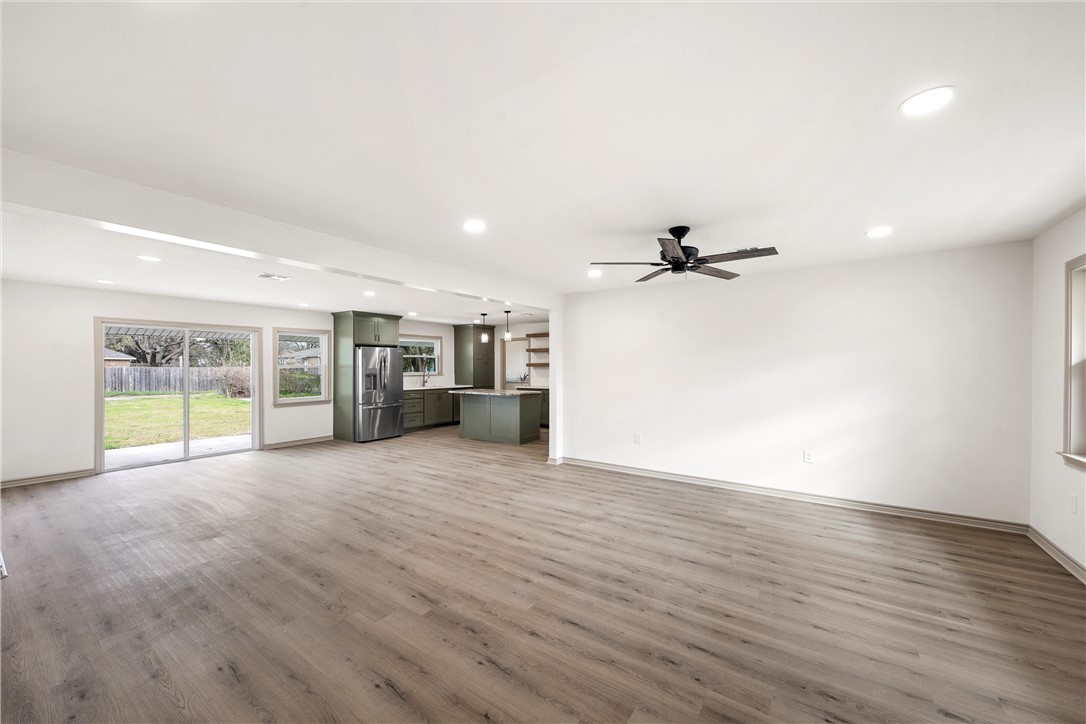604 S Marable Street, West, Texas image 3