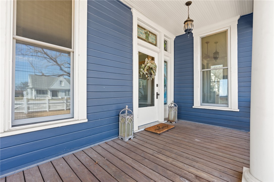 406 S Bordon Street, Lorena, Texas image 4