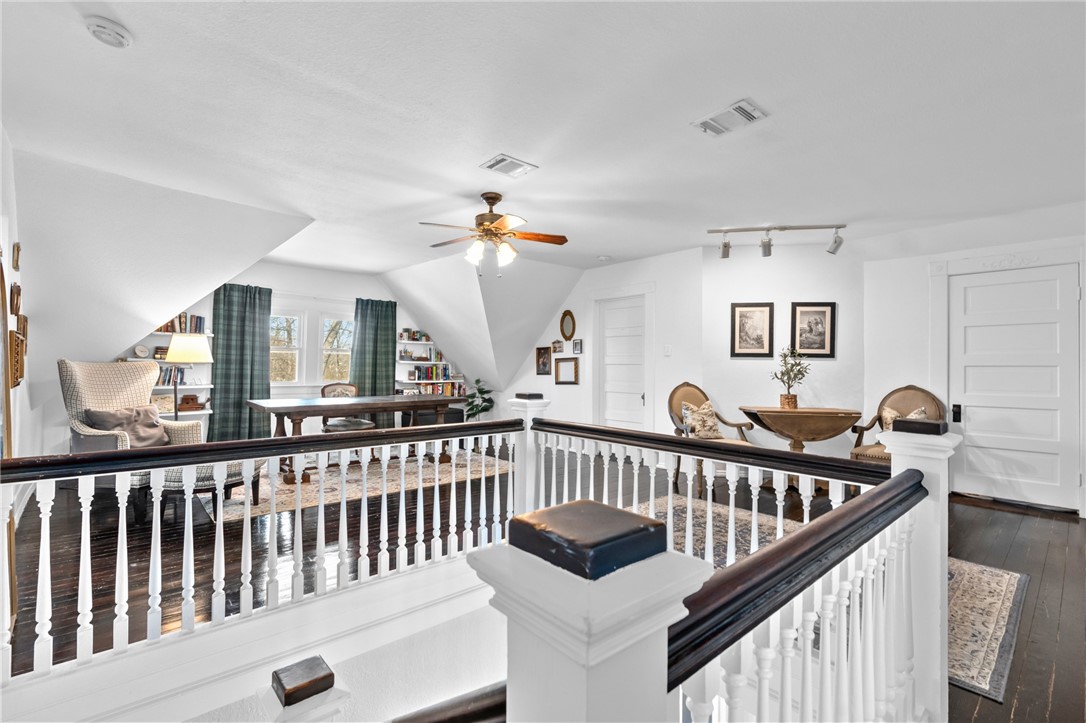 406 S Bordon Street, Lorena, Texas image 26