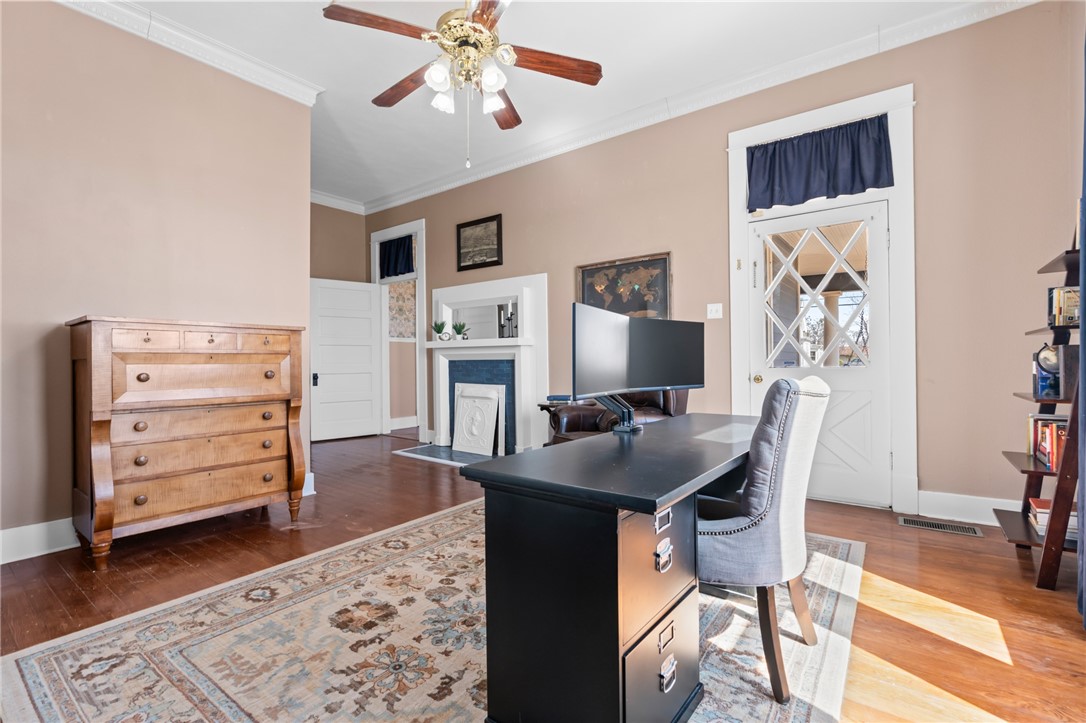 406 S Bordon Street, Lorena, Texas image 18