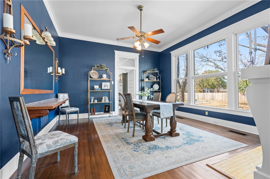 406 S Bordon Street, Lorena, Texas image 11