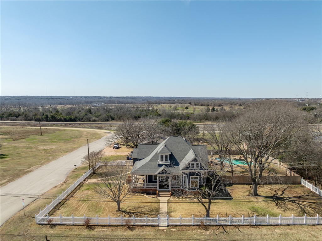 406 S Bordon Street, Lorena, Texas image 47