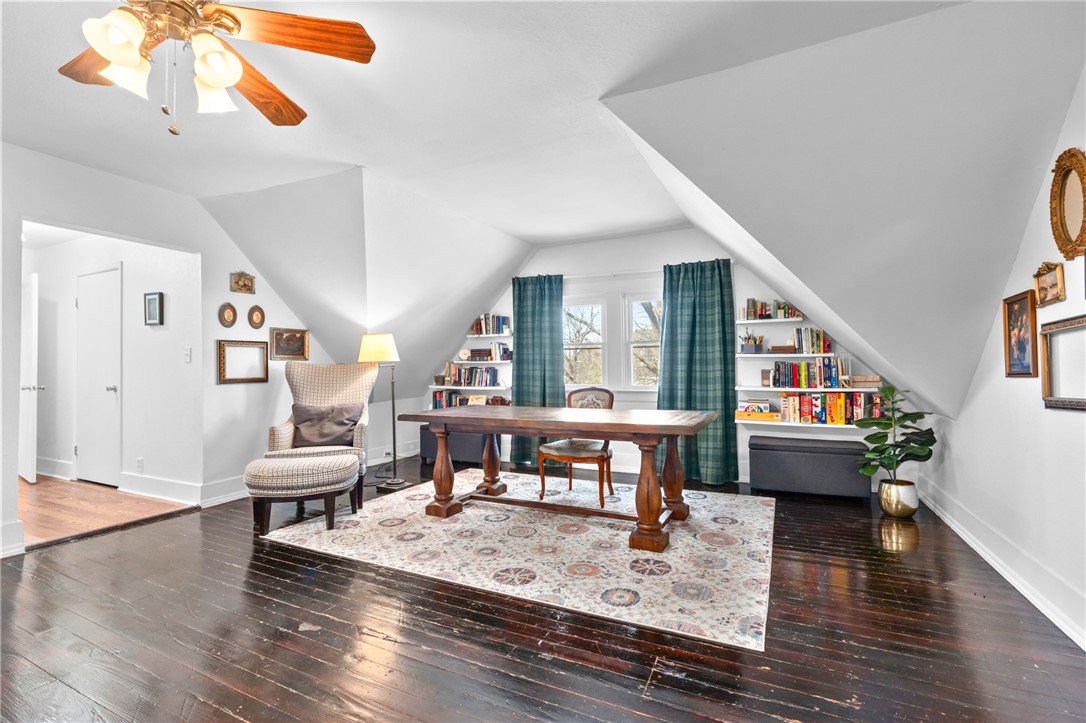 406 S Bordon Street, Lorena, Texas image 28