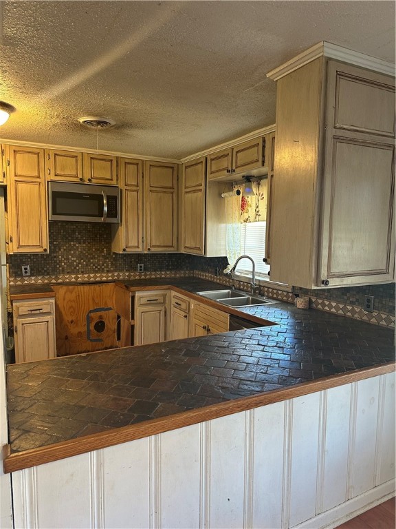 1120 Tamarisk Drive, Mexia, Texas image 21