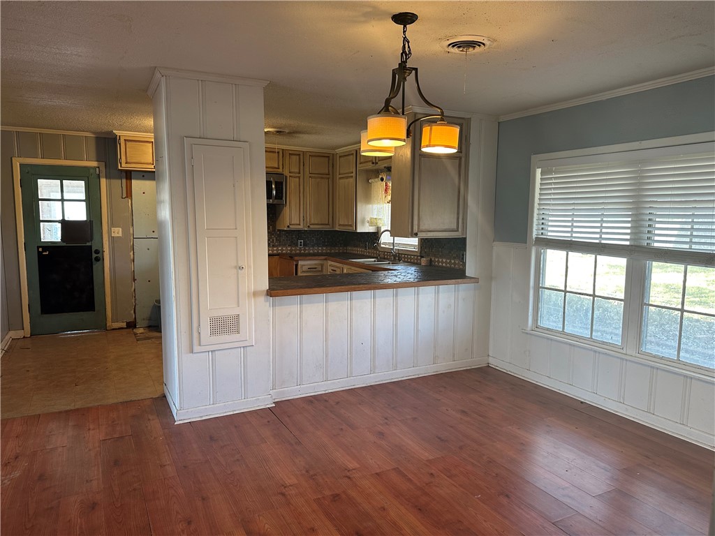 1120 Tamarisk Drive, Mexia, Texas image 22