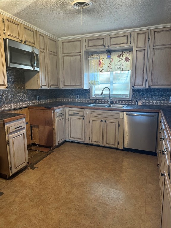 1120 Tamarisk Drive, Mexia, Texas image 19