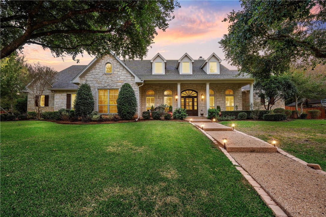 7051 Ledge Stone Drive, McGregor, Texas image 1