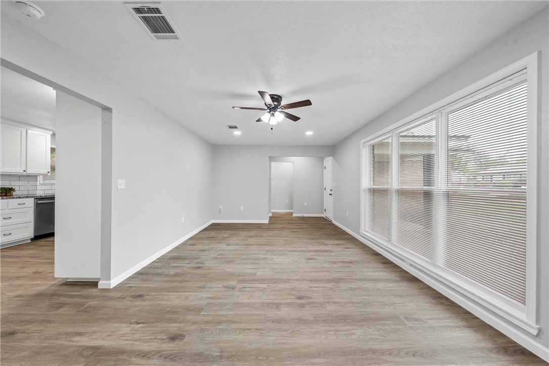 1225 Meadowbrook Road, Waco, Texas image 4