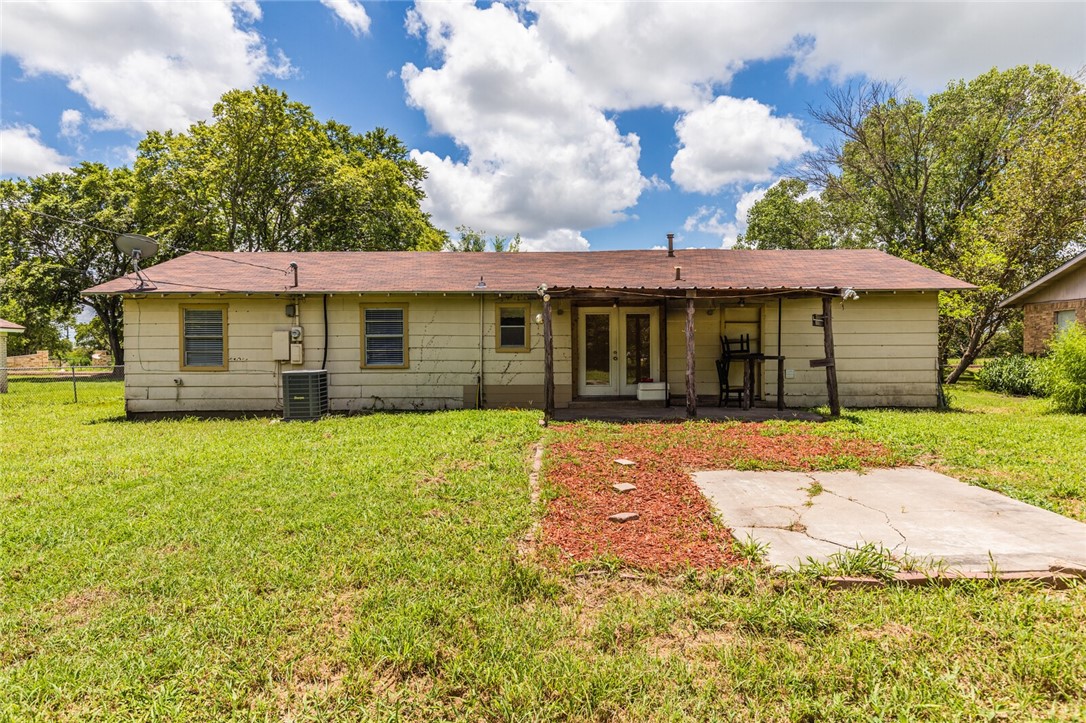 704 4th Street, Eddy, Texas image 10