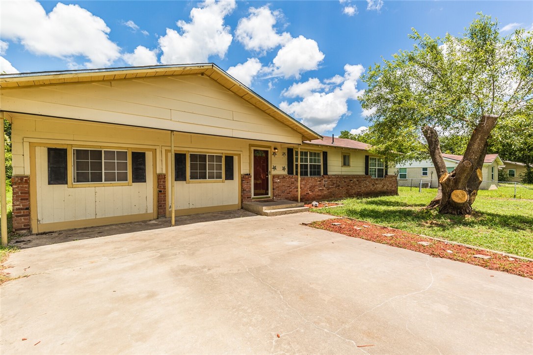 704 4th Street, Eddy, Texas image 6