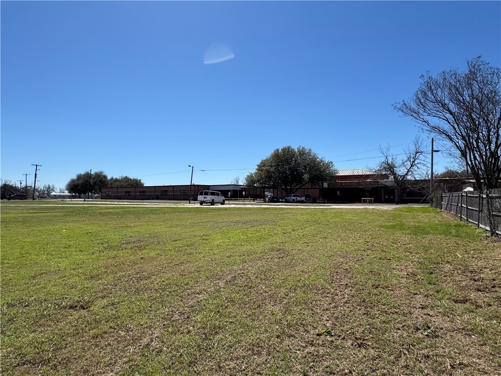 Lot 2B-3 5th Street, Lott, Texas image 1