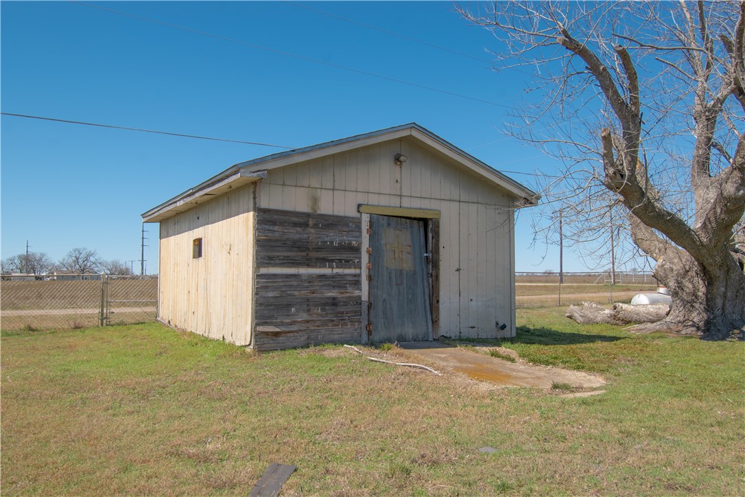 1002 Eagle Drive, Eddy, Texas image 19