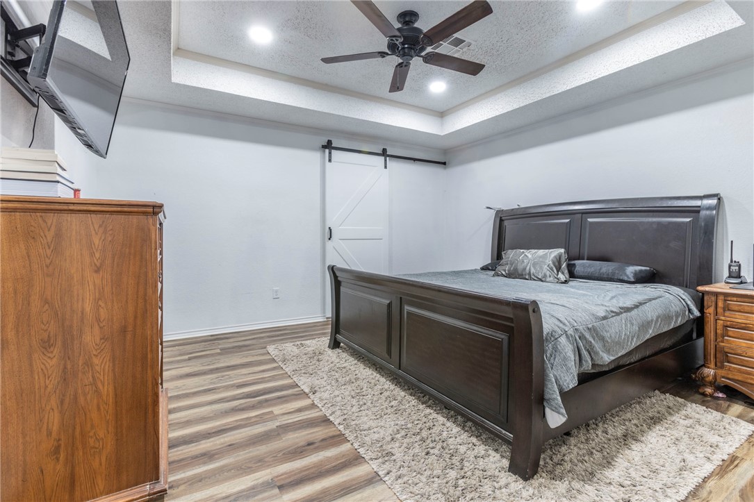 240 Cross Country Drive, Hewitt, Texas image 9