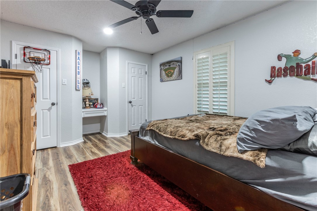 240 Cross Country Drive, Hewitt, Texas image 15