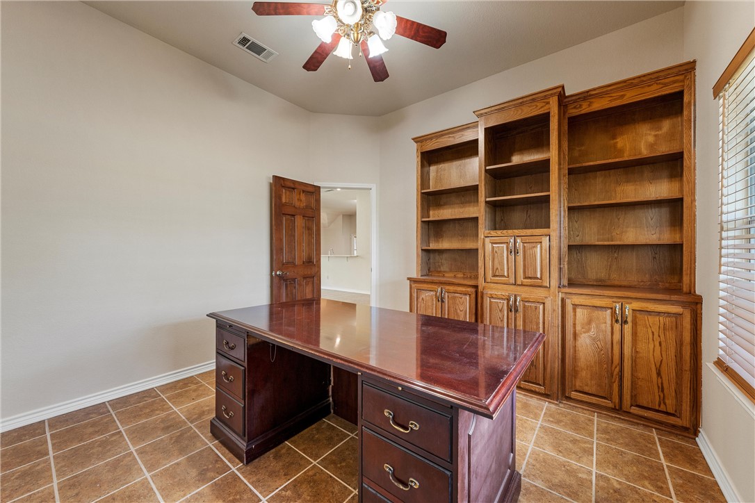 362 Cr 220, Marlin, Texas image 9