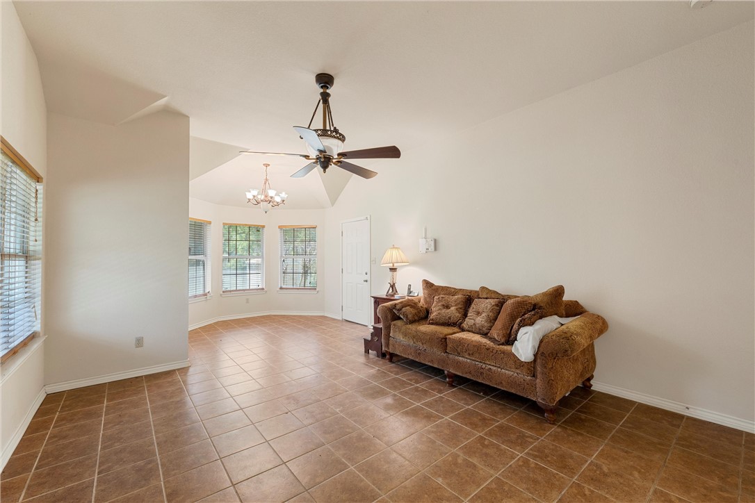 362 Cr 220, Marlin, Texas image 10