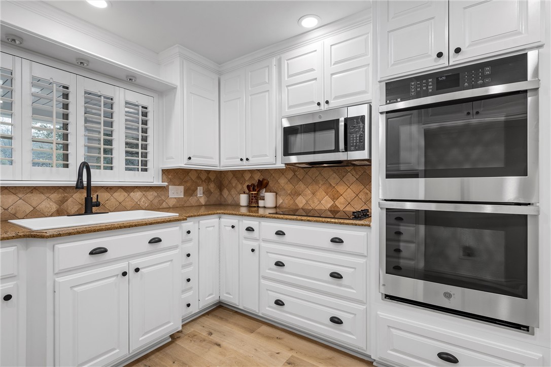 5305 Lake Highlands Drive, Waco, Texas image 14