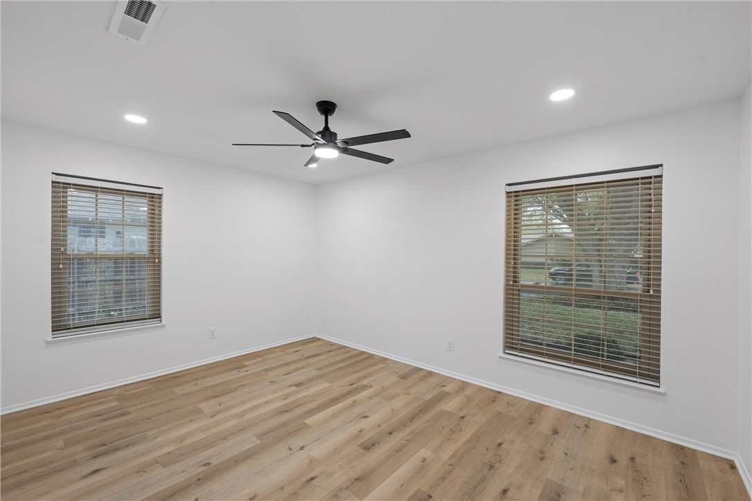 5305 Lake Highlands Drive, Waco, Texas image 22