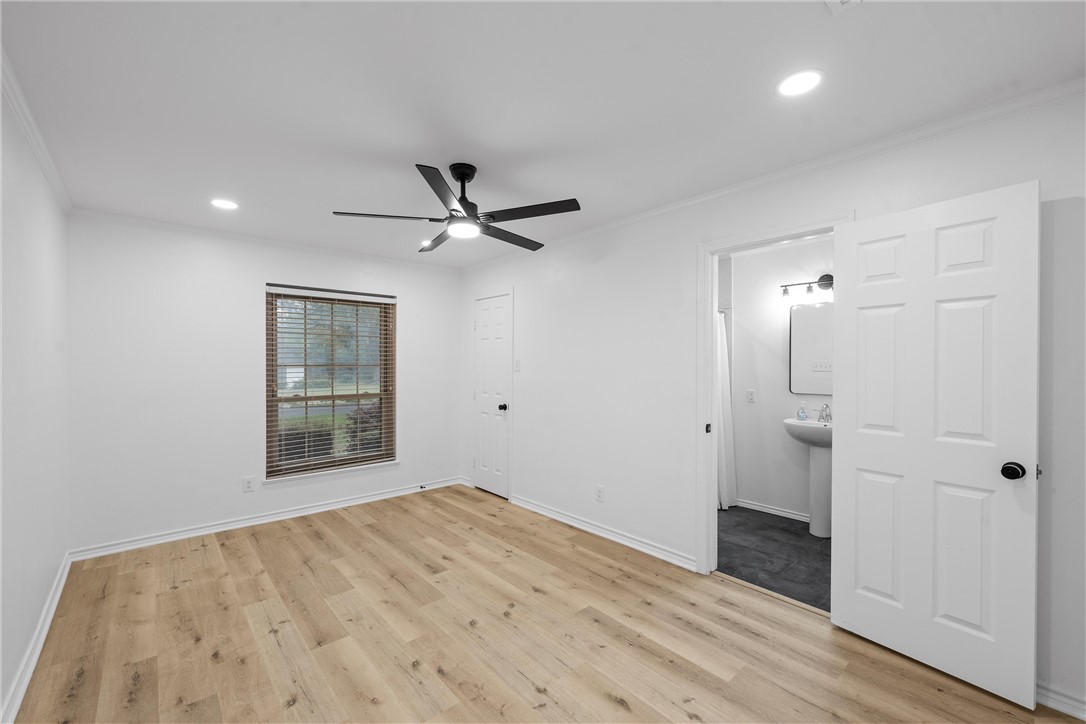 5305 Lake Highlands Drive, Waco, Texas image 24