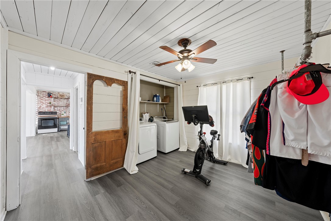 738 Randy Drive, Woodway, Texas image 12