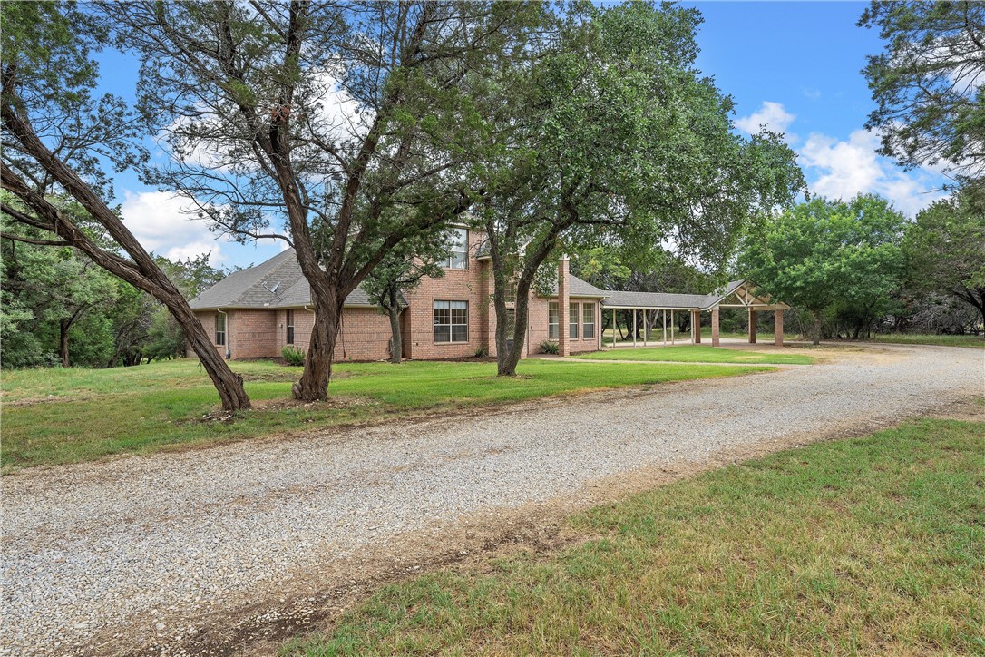 1081 Bosque Ridge Road, Crawford, Texas image 2