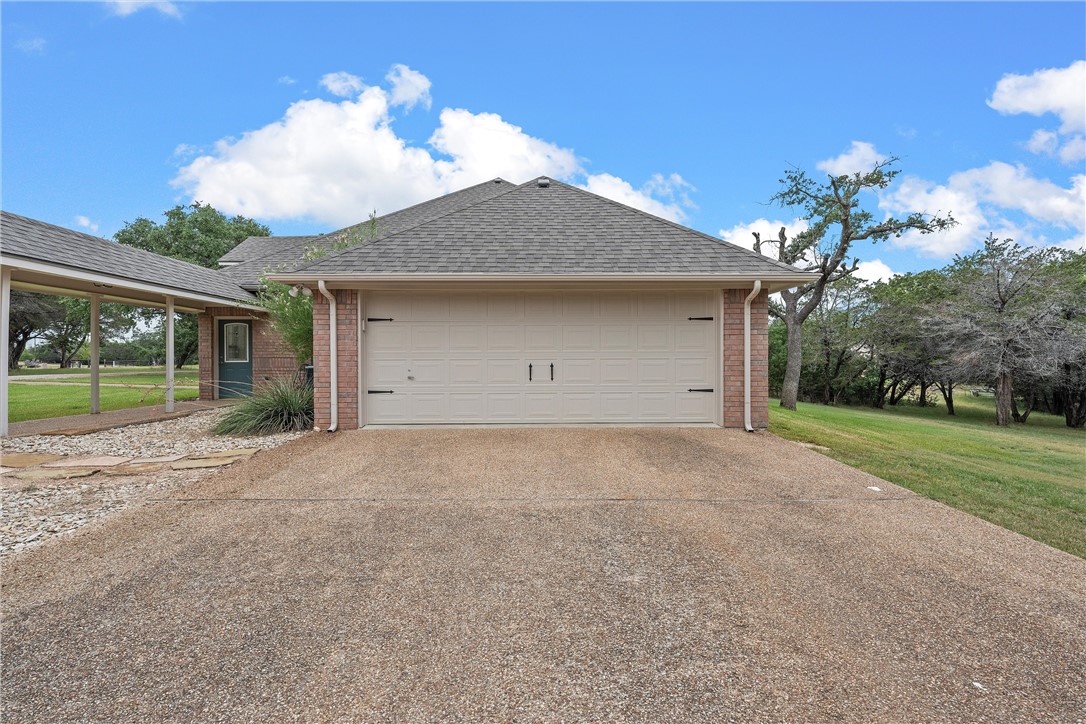 1081 Bosque Ridge Road, Crawford, Texas image 32