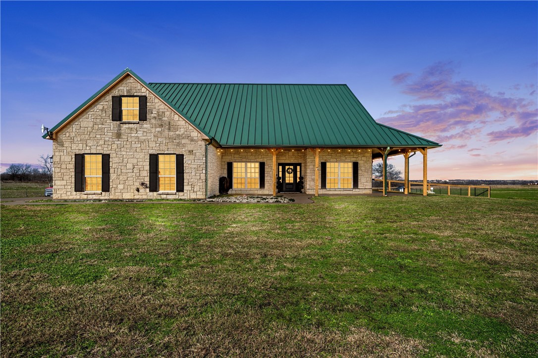 970 W Somers Lane, Axtell, Texas image 1