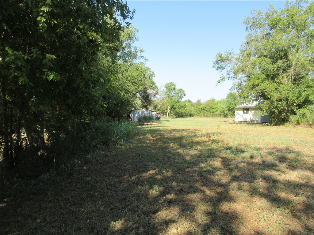 406 S Whitt Street, Groesbeck, Texas image 3