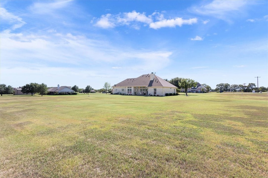 125 N Quail Run Drive, West, Texas image 35