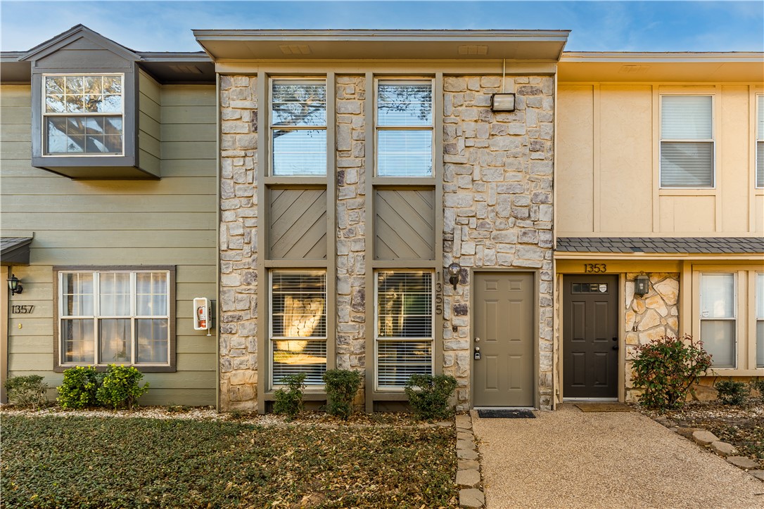 1355 S 11th Street, Waco, Texas image 1
