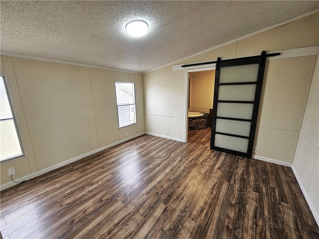 102 Lcr 828, Donie, Texas image 12