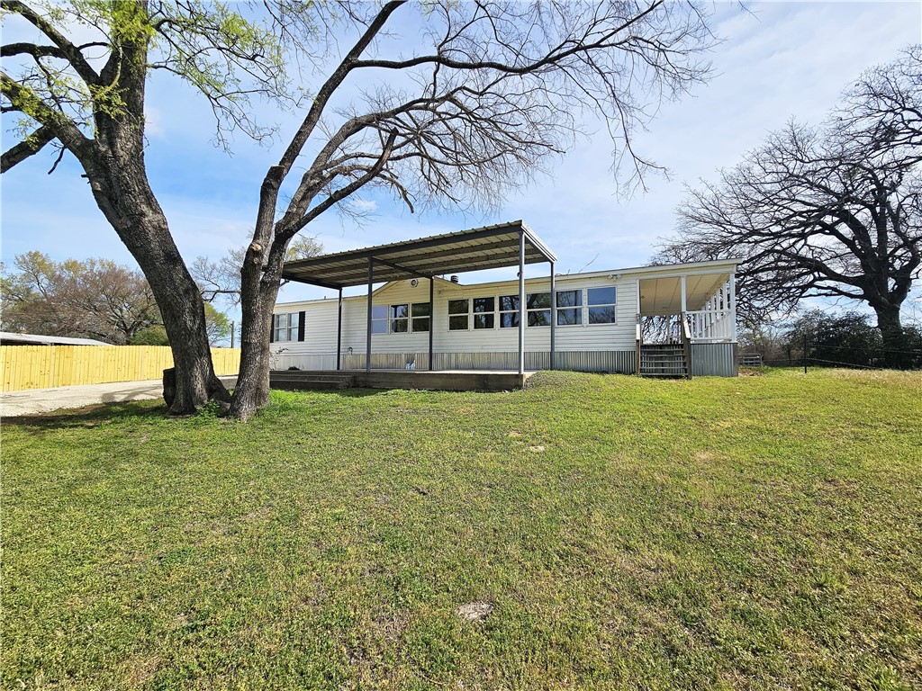 102 Lcr 828, Donie, Texas image 1