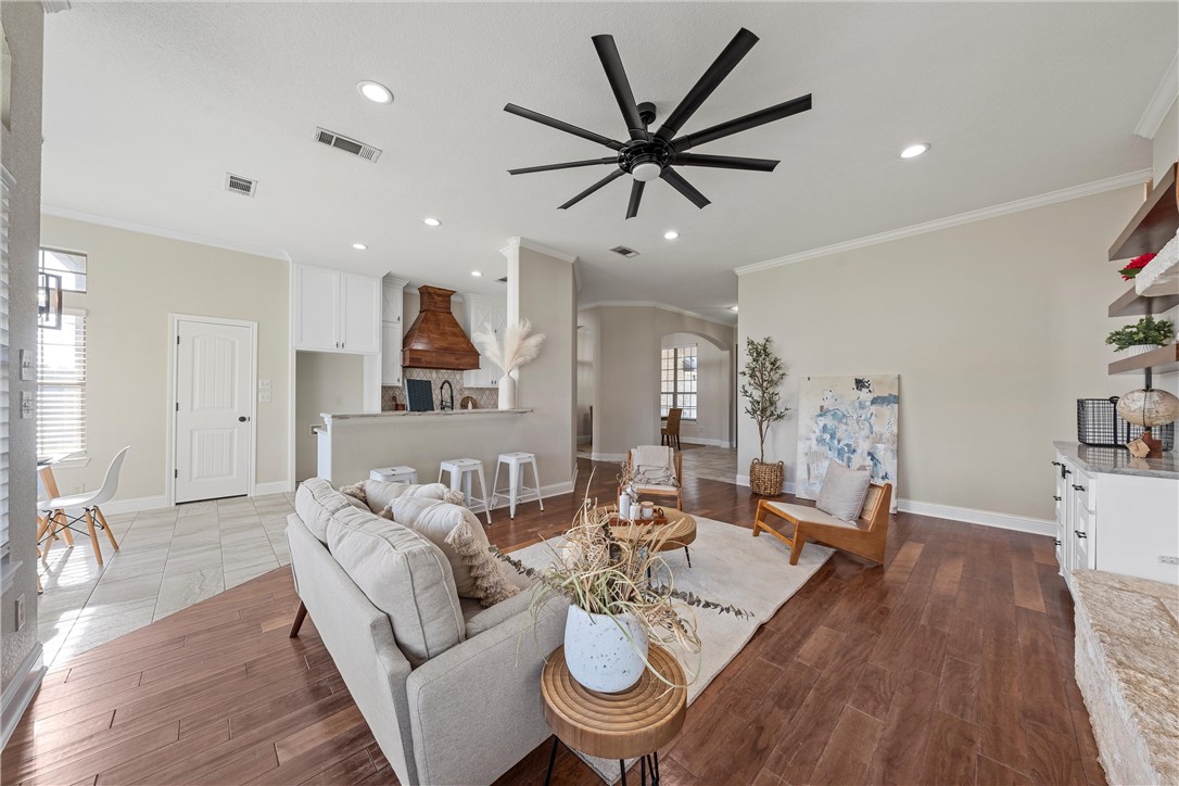 441 Oxford Hill Road, Hewitt, Texas image 7