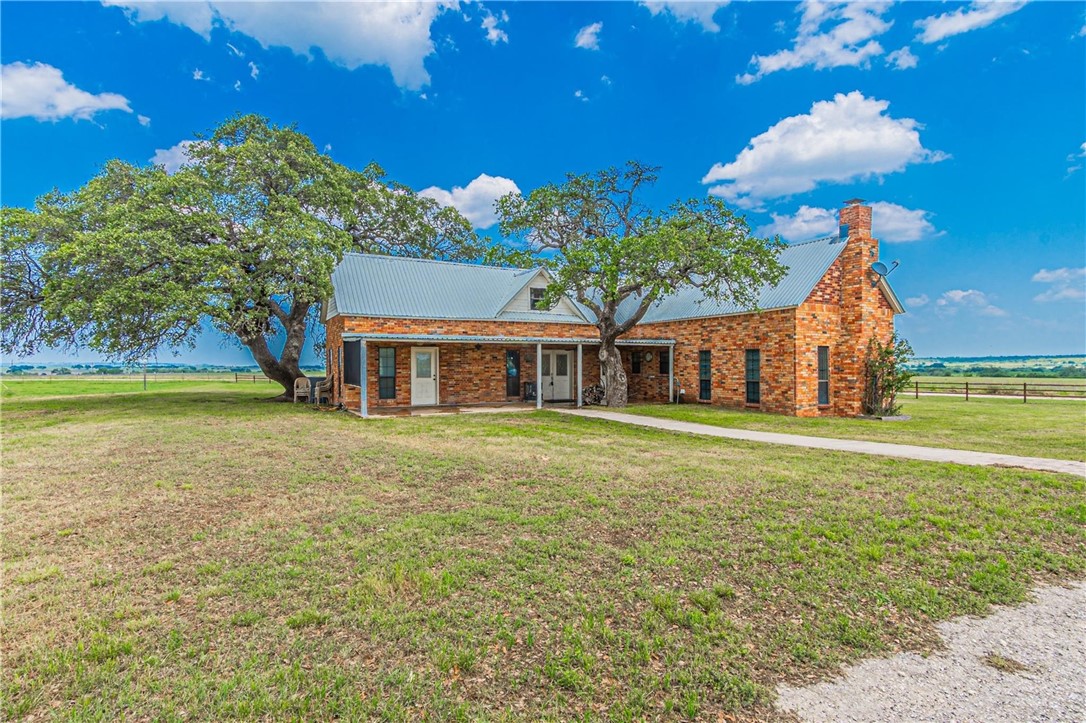 170 Cr 265 Road, Comanche, Texas image 35