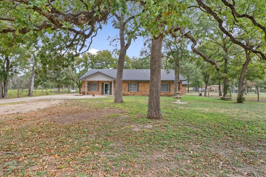 290 Briar Lane, Chilton, Texas image 24