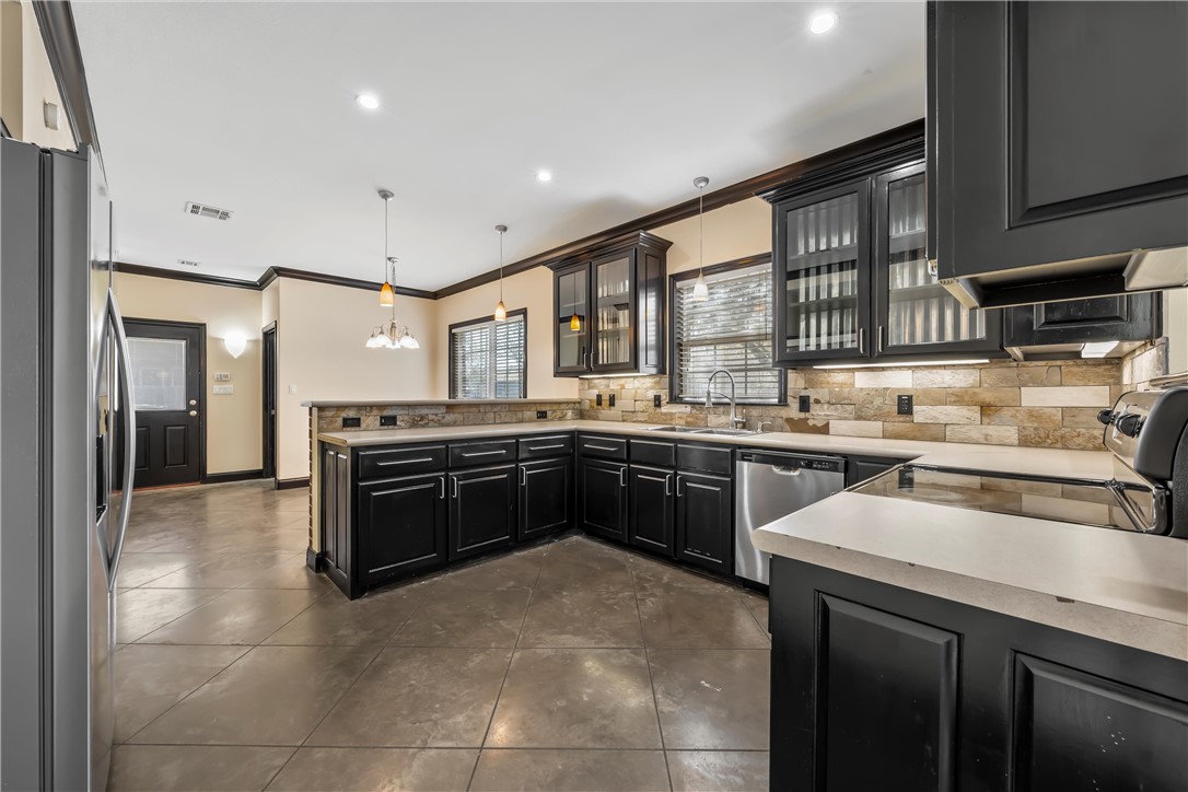 2124 S 4th Street, Waco, Texas image 4