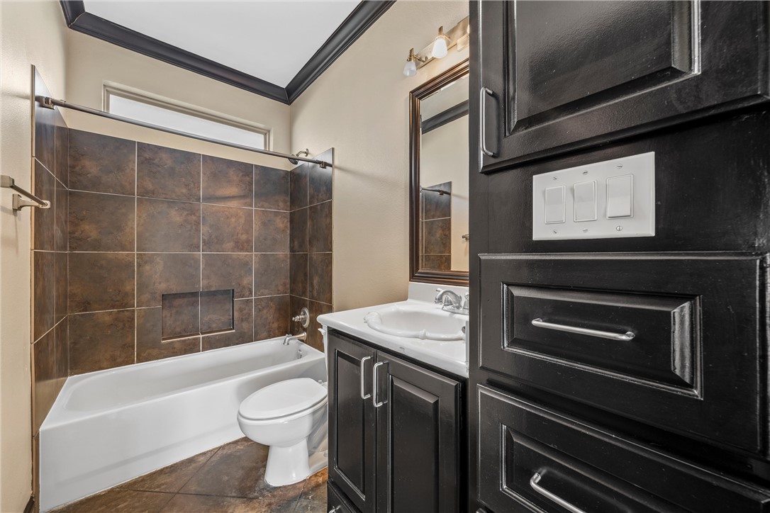 2124 S 4th Street, Waco, Texas image 11