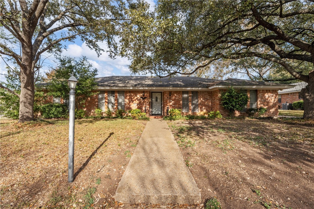 3419 Oakridge Lane, Waco, Texas image 1