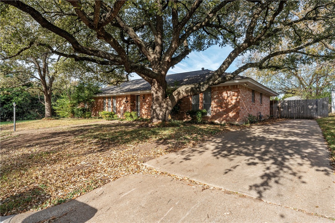 3419 Oakridge Lane, Waco, Texas image 2