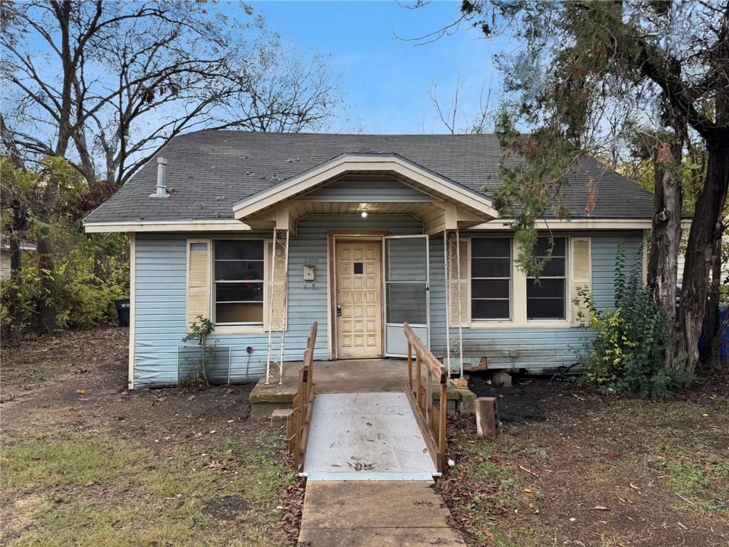 2304 Alexander Avenue, Waco, Texas image 1