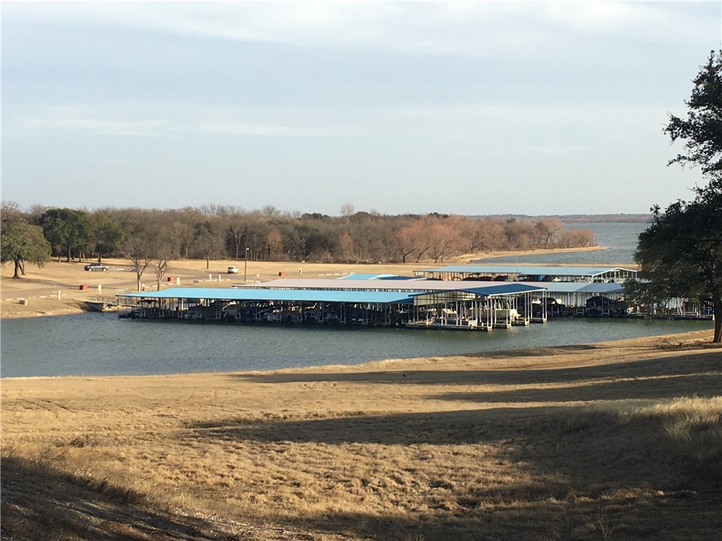 1005 White Bluff Drive, Whitney, Texas image 10