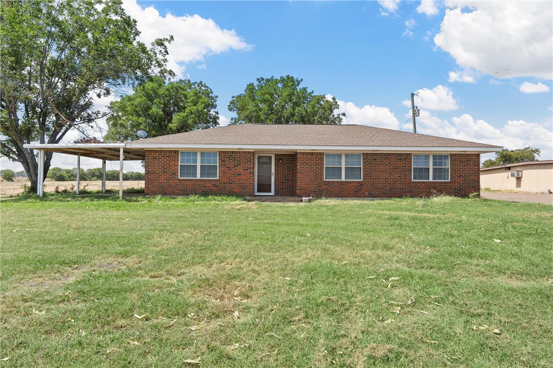 979 W Crabb Road, West, Texas image 1