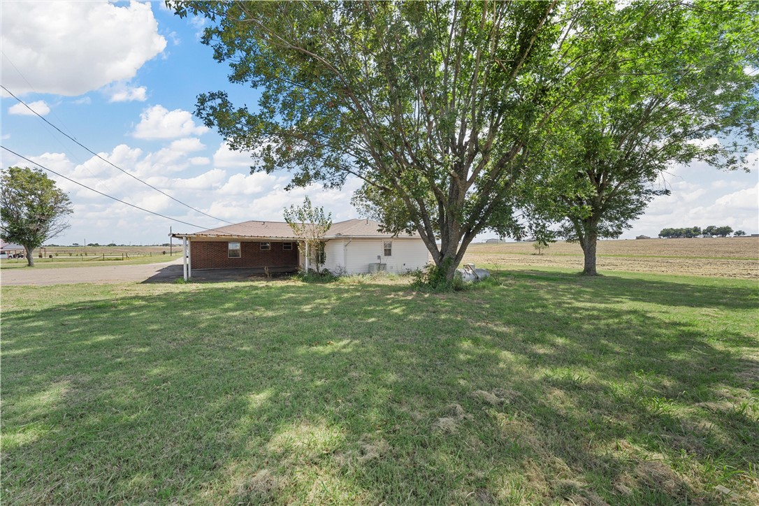 979 W Crabb Road, West, Texas image 27