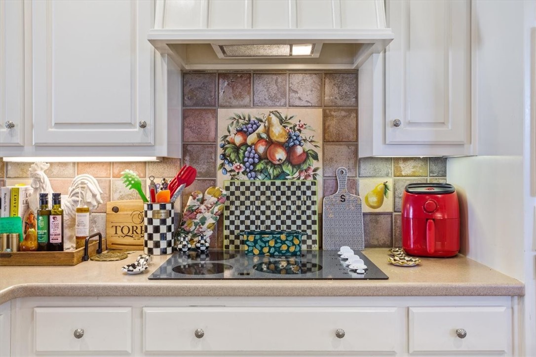 1540 Austin Hines Drive, China Spring, Texas image 17