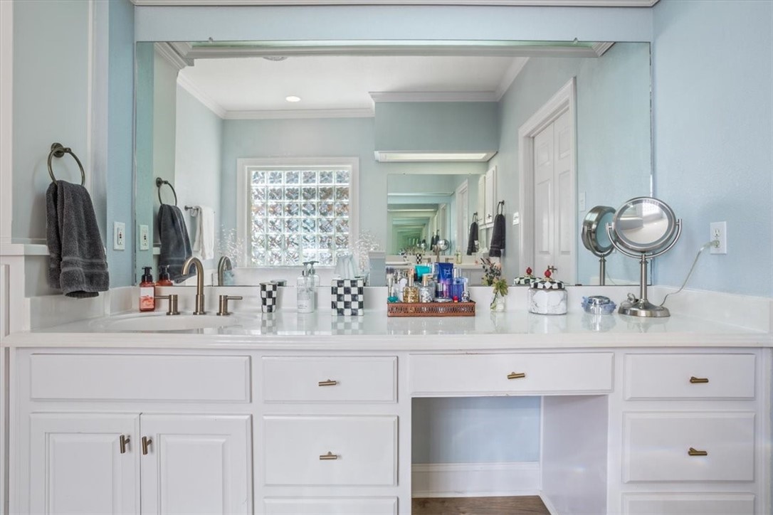 1540 Austin Hines Drive, China Spring, Texas image 28