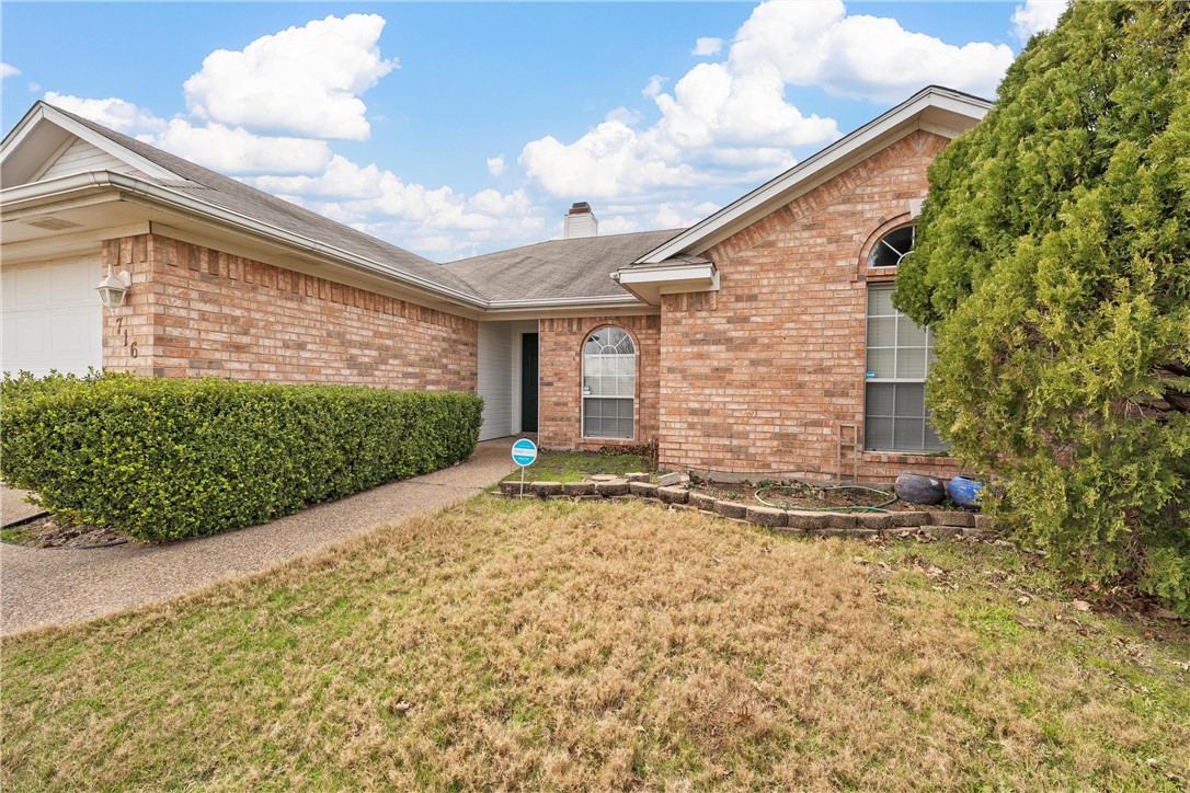 716 Barton Creek Drive, Hewitt, Texas image 1