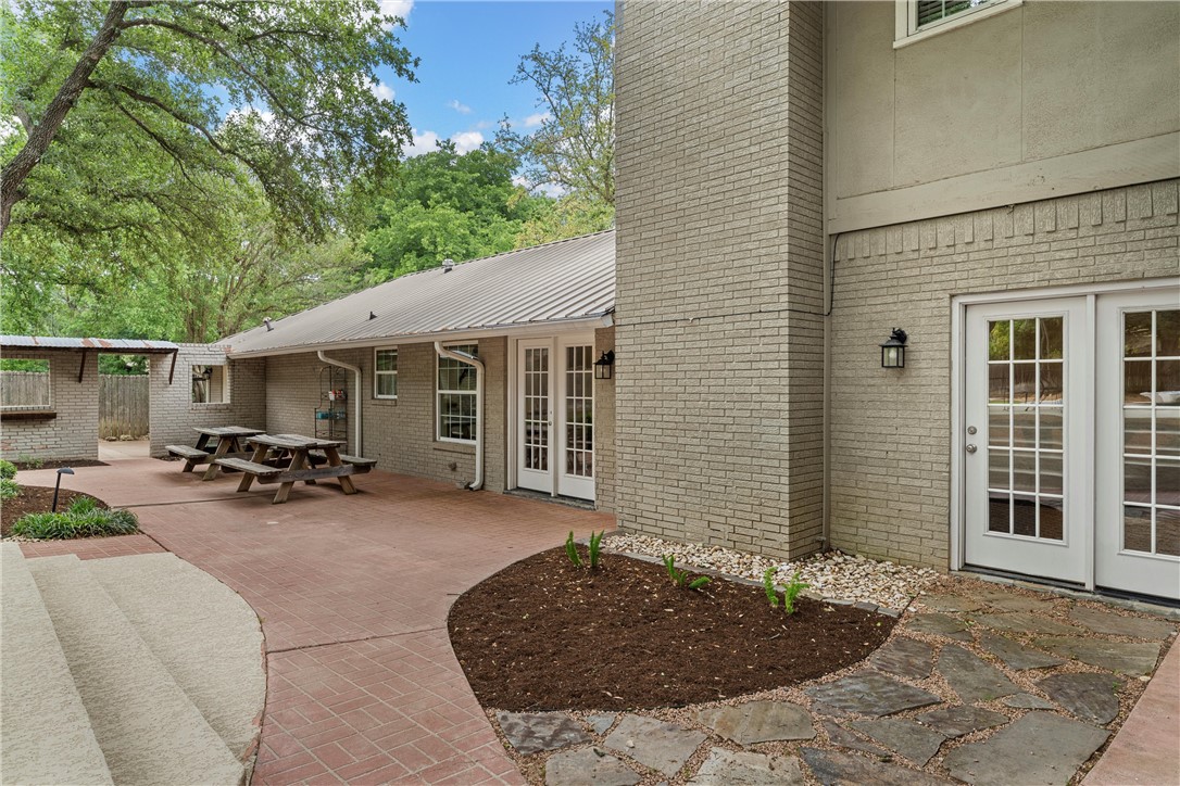 367 Broughton Drive, Woodway, Texas image 39